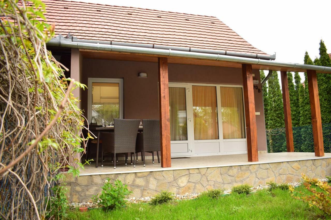 Vadszolo Apartman Балатонмаріафюрде Екстер'єр фото