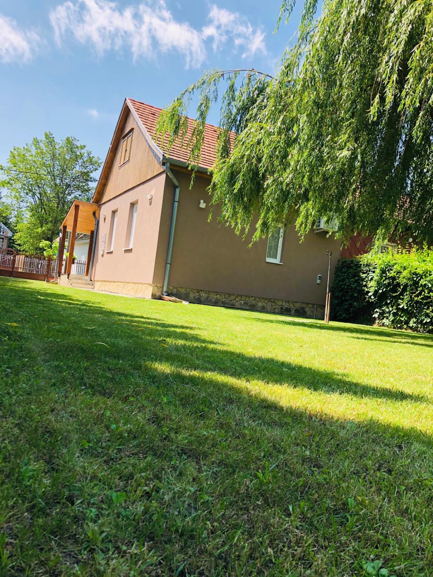Vadszolo Apartman Балатонмаріафюрде Екстер'єр фото